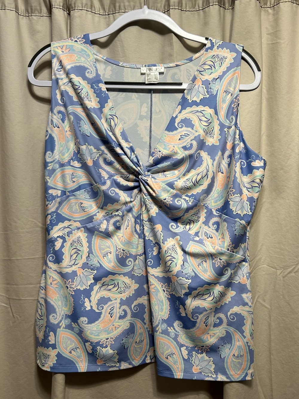 VENUS Pastel Paisley Twist-Front Tank Top in Light Blue